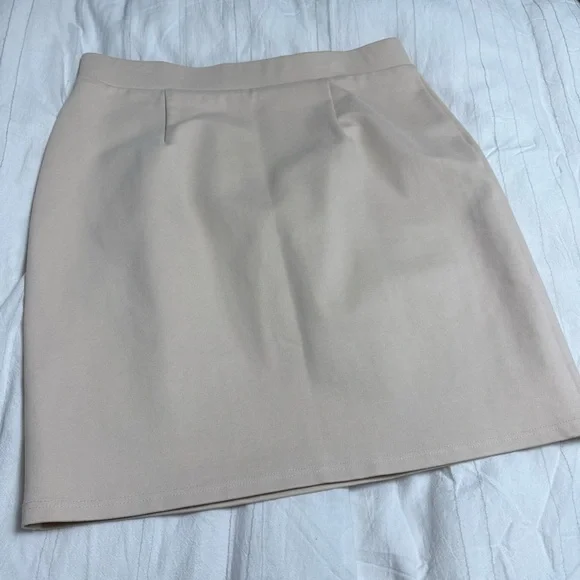 The Main Street exchange skirt - Picture 1 of 7